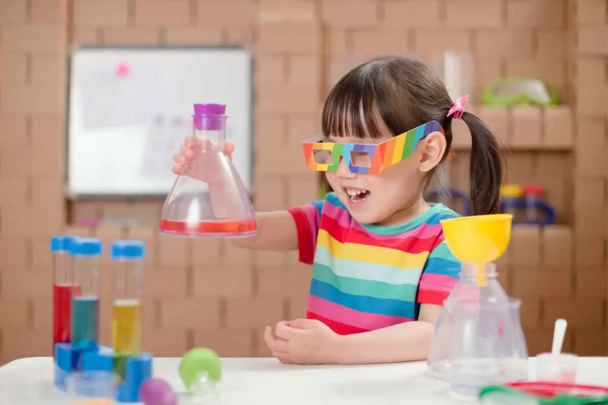 easy-science-experiments-for-preschoolers-1