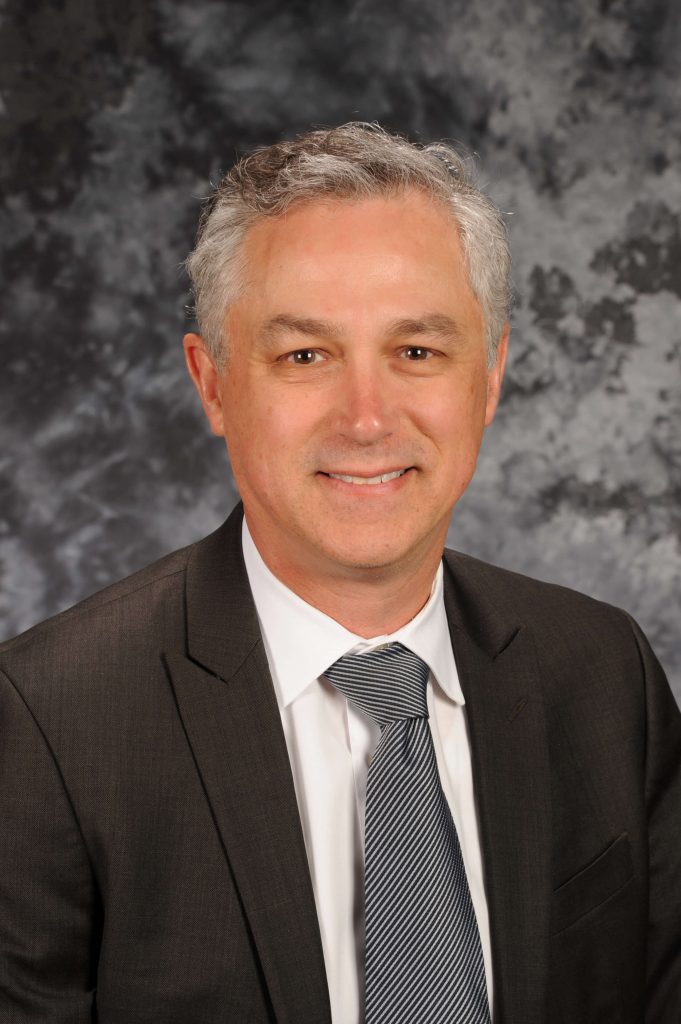 Glen Murrell headshot