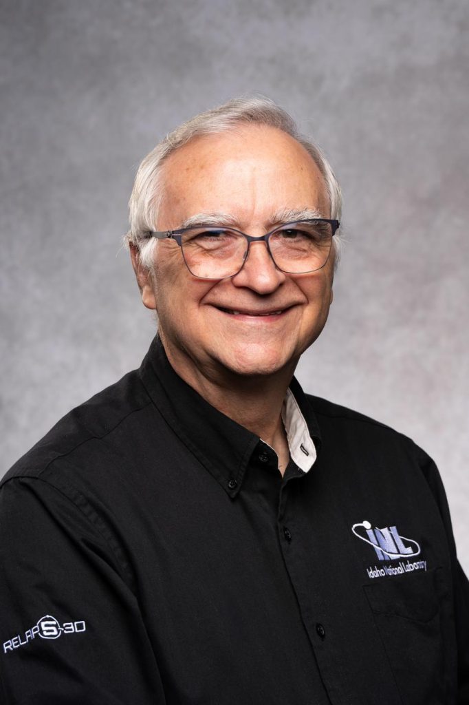 Portrait: George Mesina